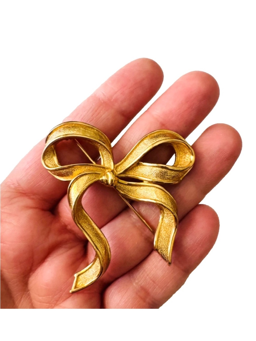Scarce Vintage 1980s Signed Christian Dior Gold Plated BOW Ribbon Brooch Pin 2”